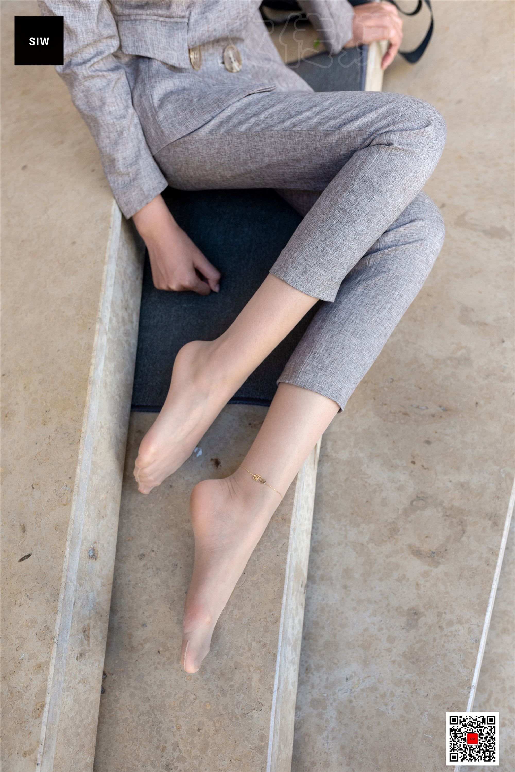 SIW斯文传媒 066 灰咖毛呢双排扣西装七分裤套装 - 嘉慧